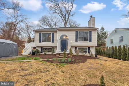 1030 SKYVIEW DRIVE
