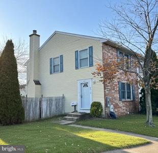 5415 KING ARTHUR CIRCLE