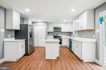 5311 COVE VIEW DRIVE