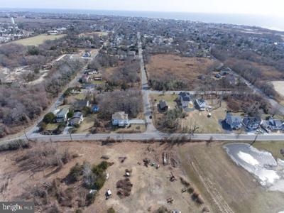 605 BAYSHORE RD
