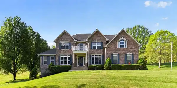 90 OXFORD WAY