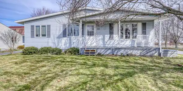 486 MAIN STREET