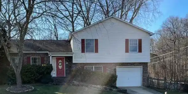 302 GOFORTH DRIVE