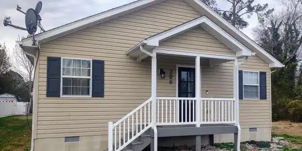 206 DECATUR STREET
