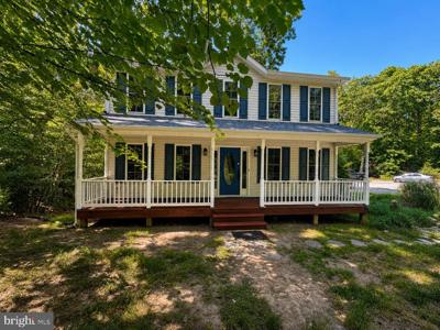 991 CHEROKEE COURT