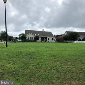 32952 KIWI COURT