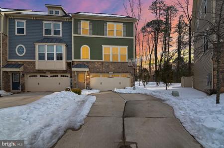 8249 HICKORY HOLLOW DRIVE