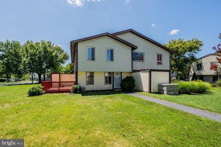 89 KING HENRY CIRCLE
