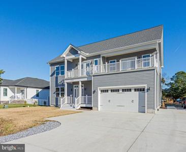 37727 LAGOON LANE
