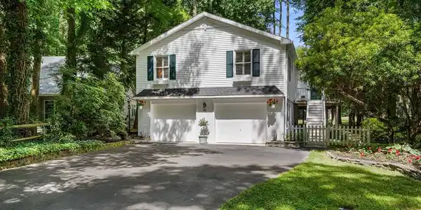21 FAIRWAY LANE