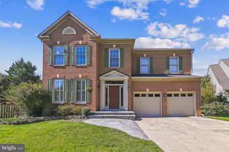 54 CYPRESSPOINTE COURT