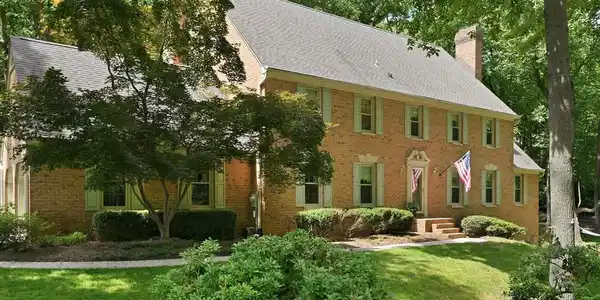 26 BELLEVIEW DRIVE