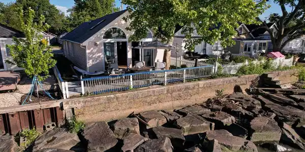 99 RIVER DRIVE