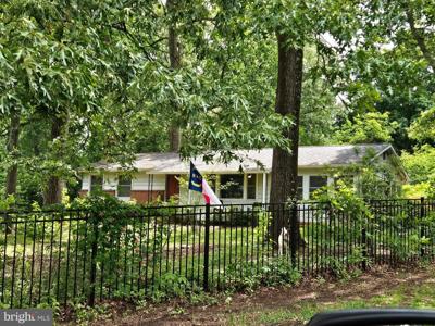 919 BLUE RIDGE DR