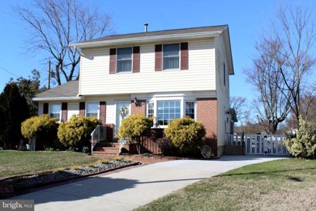 2404 OAK MANOR ROAD