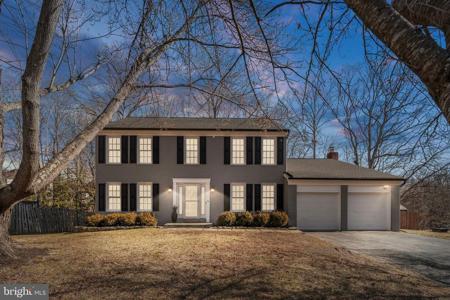 5 APPLE BLOSSOM COURT