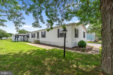 5 FRENCHMANS BRANCH DRIVE