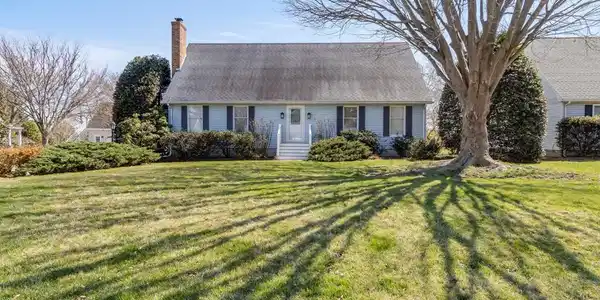 15 HARBORVIEW ROAD