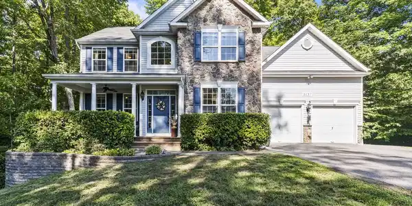2037 BAYTHORNE ROAD