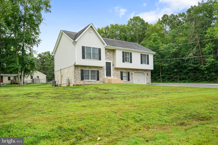 8 WOODSIDE DRIVE