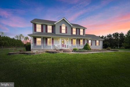 305 GARNET LANE