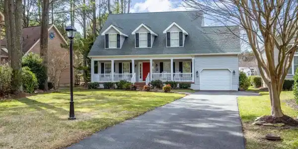 30 BOATSWAIN DRIVE