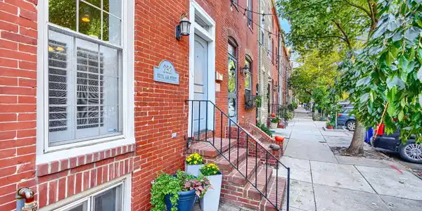 232 ANN STREET