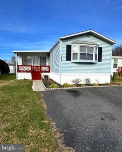 114 COWHIDE CIRCLE