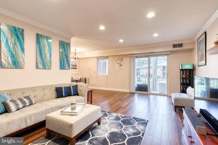 203E VICTOR PARKWAY