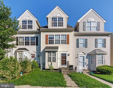 3812 SWIFT RUN DRIVE