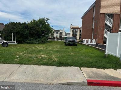 726 MOORING ROAD