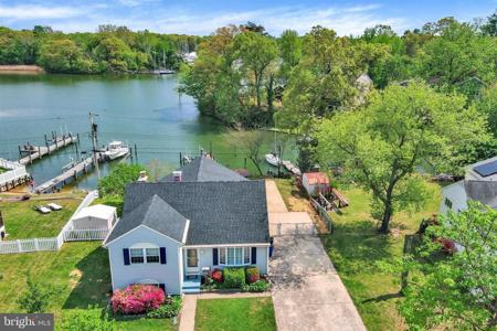 131 JACKPINE DRIVE