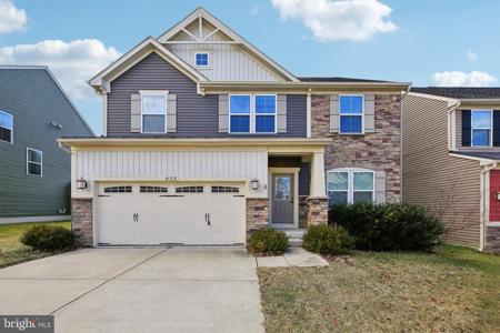 939 STILL POND DRIVE