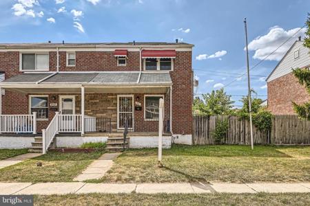 914 FOXWOOD LANE