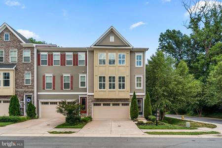 1203 HICKORY HILL CIRCLE
