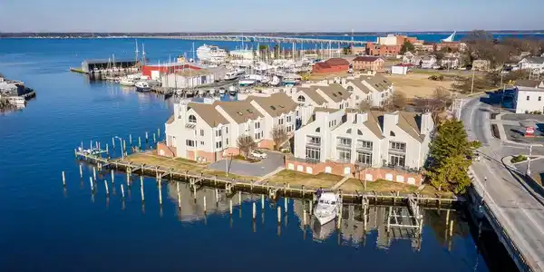 312 CAMBRIDGE LANDING