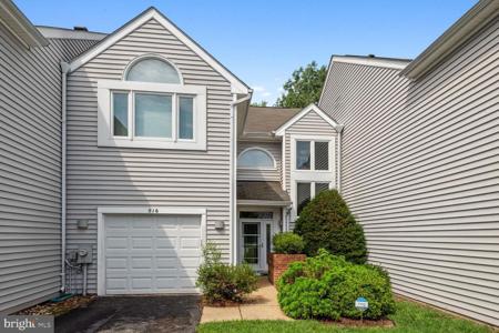 516 MARTINGALE LANE