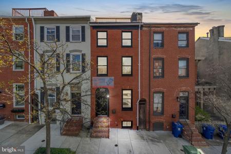 219 WASHINGTON STREET