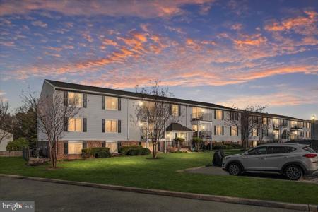 8028G ABBEY COURT