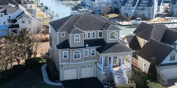 8 ALTON POINT