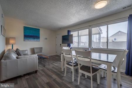 207 8TH STREET
