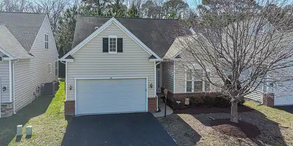 14 HIDDEN LAKE COURT