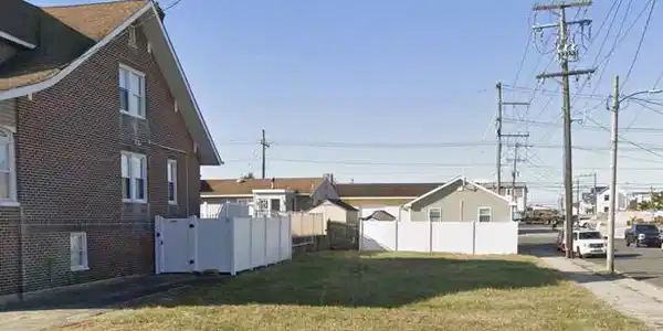 326 WILDWOOD AVENUE