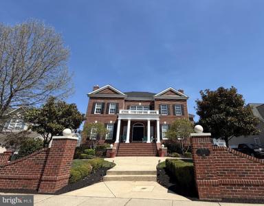 427 SHORE DRIVE