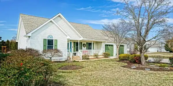 102 CANARY DRIVE