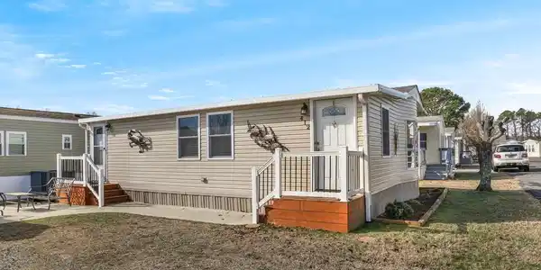 412 SNOWBIRD COURT