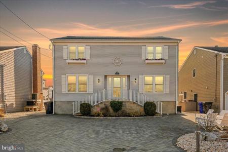 308 COVE DRIVE