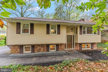 756 WINDGATE DRIVE