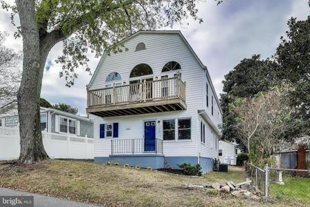 122 CHESAPEAKE AVENUE