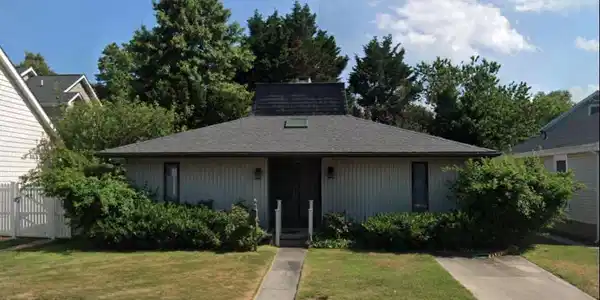 300 HICKMAN STREET